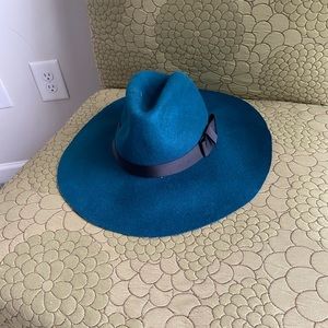 Dark green Kendall $ Kylie fedora